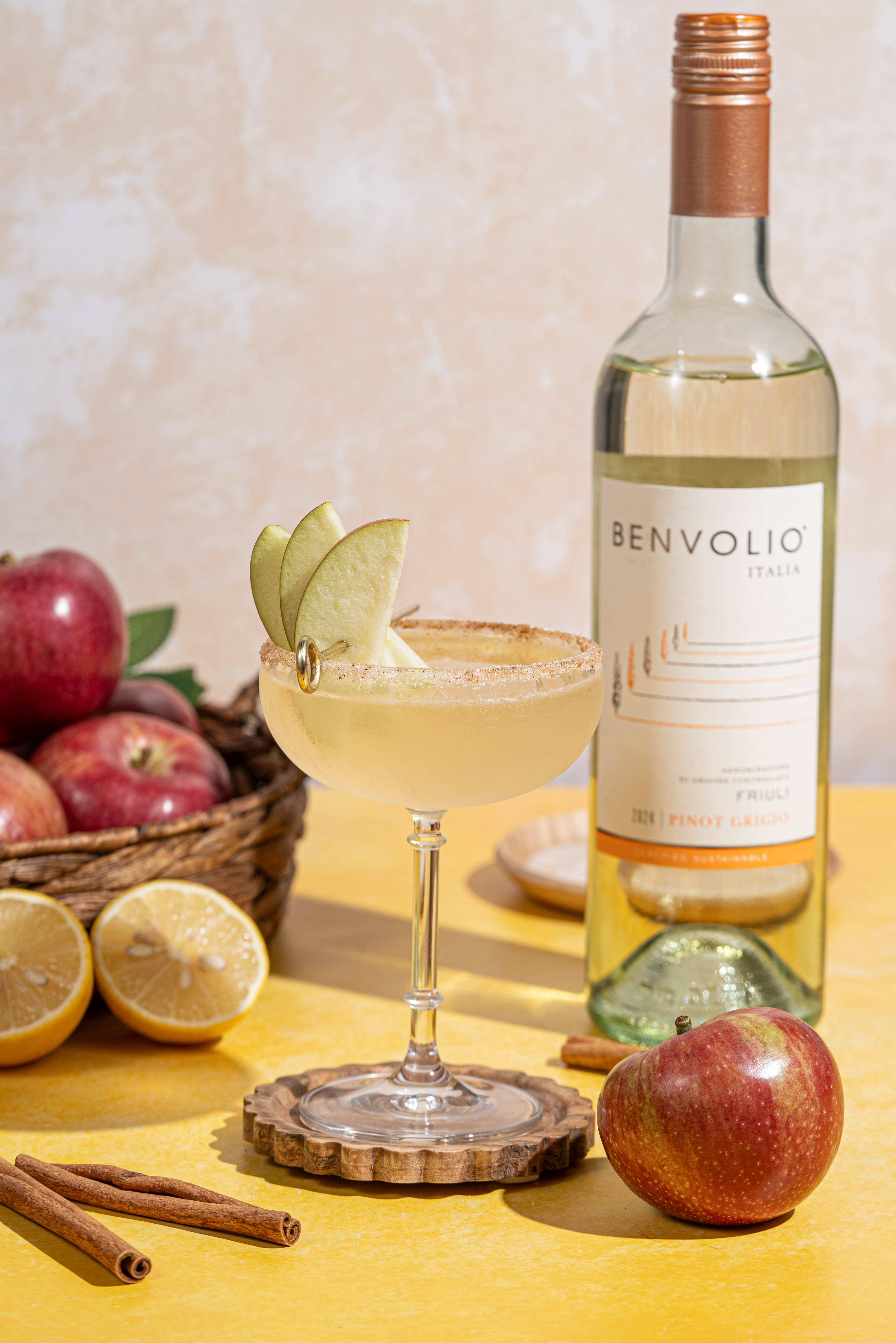 Pinot Grigio Appletini with Benvolio